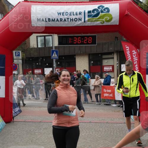 04.05.2025 - 8. Wedeler Halbmarathon Felixshl http://msf.ph/oto/7818070 04.05.2025 11:36:26 Ziel 31, 305, 397, 563, 666, 767, 776, 815, 831 meine-sportfotos.de