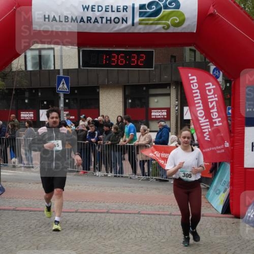 04.05.2025 - 8. Wedeler Halbmarathon Felixshl http://msf.ph/oto/7818075 04.05.2025 11:36:30 Ziel 31, 305, 397, 563, 815 meine-sportfotos.de