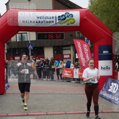 04.05.2025 - 8. Wedeler Halbmarathon Felixshl http://msf.ph/oto/7818078 04.05.2025 11:36:30 Ziel 31, 305, 397, 563, 815 meine-sportfotos.de