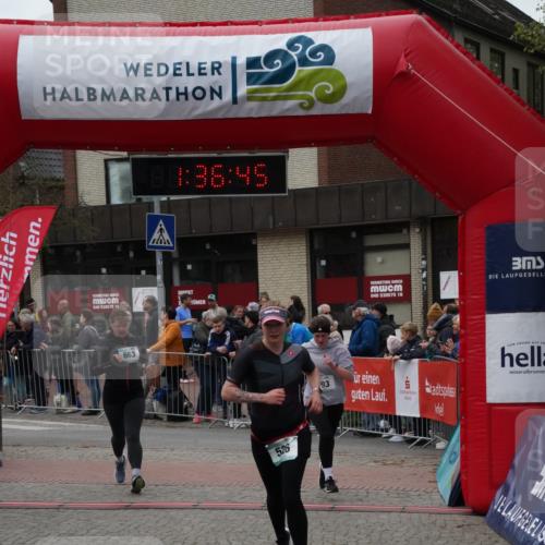 04.05.2025 - 8. Wedeler Halbmarathon Felixshl http://msf.ph/oto/7818097 04.05.2025 11:36:43 Ziel 526, 593, 663 meine-sportfotos.de