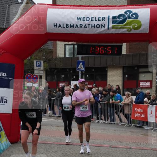 04.05.2025 - 8. Wedeler Halbmarathon Felixshl http://msf.ph/oto/7818110 04.05.2025 11:36:49 Ziel 290, 393, 593, 663, 1048 meine-sportfotos.de