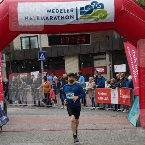 04.05.2025 - 8. Wedeler Halbmarathon Felixshl http://msf.ph/oto/7818158 04.05.2025 11:37:27 Ziel 1000, 1165 meine-sportfotos.de
