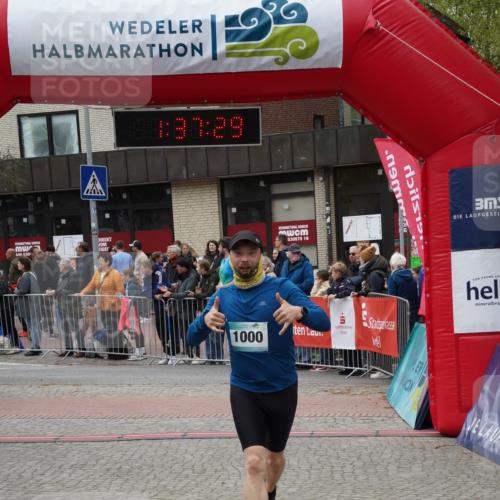 04.05.2025 - 8. Wedeler Halbmarathon Felixshl http://msf.ph/oto/7818162 04.05.2025 11:37:27 Ziel 1000, 1165 meine-sportfotos.de