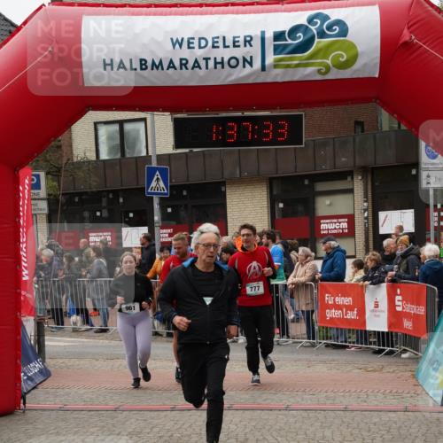 04.05.2025 - 8. Wedeler Halbmarathon Felixshl http://msf.ph/oto/7818166 04.05.2025 11:37:31 Ziel 777, 806, 889, 961, 1000, 1165 meine-sportfotos.de
