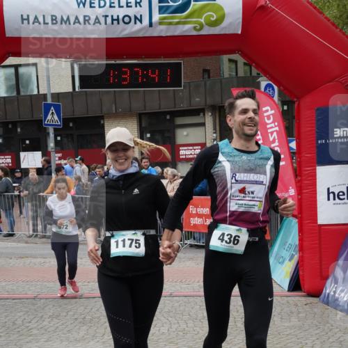 04.05.2025 - 8. Wedeler Halbmarathon Felixshl http://msf.ph/oto/7818190 04.05.2025 11:37:39 Ziel 436, 672, 889, 1175 meine-sportfotos.de