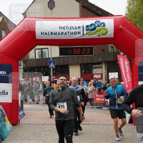 04.05.2025 - 8. Wedeler Halbmarathon Felixshl http://msf.ph/oto/7818260 04.05.2025 11:38:21 Ziel 346, 475, 604, 874, 1073, 1167 meine-sportfotos.de