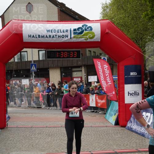 04.05.2025 - 8. Wedeler Halbmarathon Felixshl http://msf.ph/oto/7818282 04.05.2025 11:38:31 Ziel 524, 769, 789, 971 meine-sportfotos.de