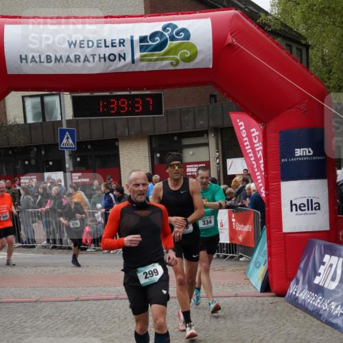 04.05.2025 - 8. Wedeler Halbmarathon Felixshl http://msf.ph/oto/7818386 04.05.2025 11:39:35 Ziel 299, 334, 406, 670, 848 meine-sportfotos.de