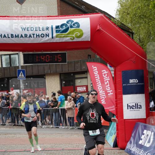 04.05.2025 - 8. Wedeler Halbmarathon Felixshl http://msf.ph/oto/7818440 04.05.2025 11:40:13 Ziel 69, 624, 1001 meine-sportfotos.de