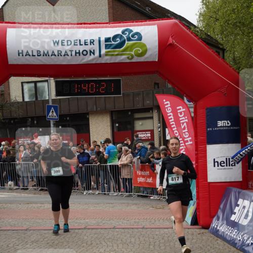 04.05.2025 - 8. Wedeler Halbmarathon Felixshl http://msf.ph/oto/7818449 04.05.2025 11:40:19 Ziel 390, 817, 1001 meine-sportfotos.de