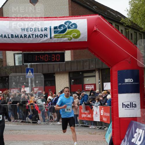 04.05.2025 - 8. Wedeler Halbmarathon Felixshl http://msf.ph/oto/7818456 04.05.2025 11:40:28 Ziel 975, 1065, 1085 meine-sportfotos.de
