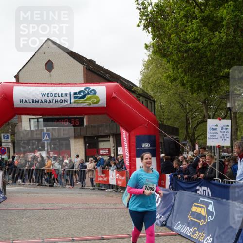 04.05.2025 - 8. Wedeler Halbmarathon Felixshl http://msf.ph/oto/7818475 04.05.2025 11:40:34 Ziel 975, 1009, 1085 meine-sportfotos.de