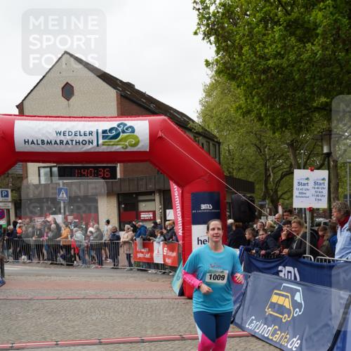 04.05.2025 - 8. Wedeler Halbmarathon Felixshl http://msf.ph/oto/7818476 04.05.2025 11:40:34 Ziel 975, 1009, 1085 meine-sportfotos.de