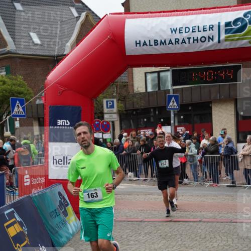 04.05.2025 - 8. Wedeler Halbmarathon Felixshl http://msf.ph/oto/7818480 04.05.2025 11:40:42 Ziel 163, 237, 779 meine-sportfotos.de