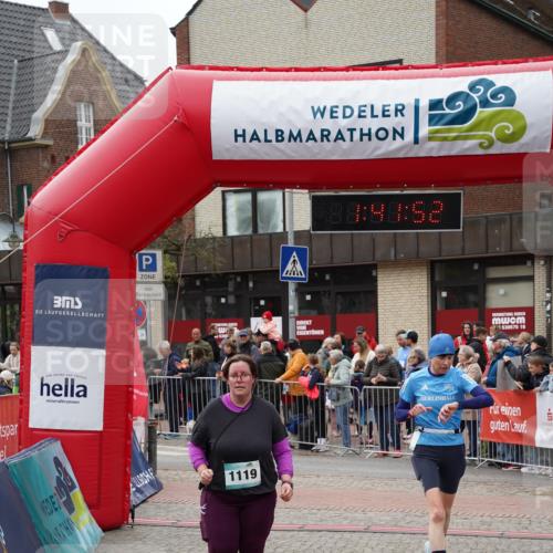 04.05.2025 - 8. Wedeler Halbmarathon Felixshl http://msf.ph/oto/7818567 04.05.2025 11:41:50 Ziel 8, 706, 1119 meine-sportfotos.de