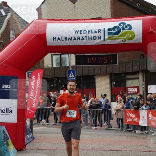 04.05.2025 - 8. Wedeler Halbmarathon Felixshl http://msf.ph/oto/7818573 04.05.2025 11:41:55 Ziel 8, 302, 680 meine-sportfotos.de