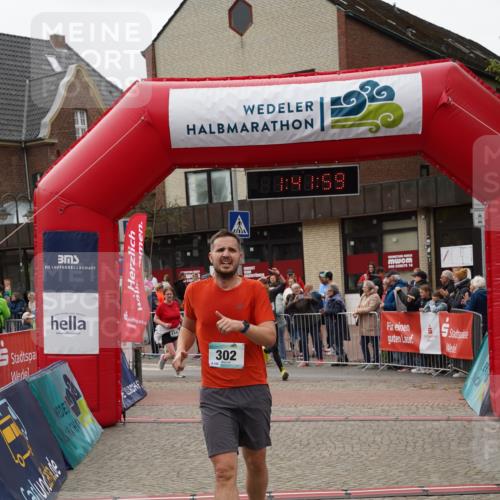 04.05.2025 - 8. Wedeler Halbmarathon Felixshl http://msf.ph/oto/7818578 04.05.2025 11:41:57 Ziel 302, 680, 681, 1051, 1142 meine-sportfotos.de