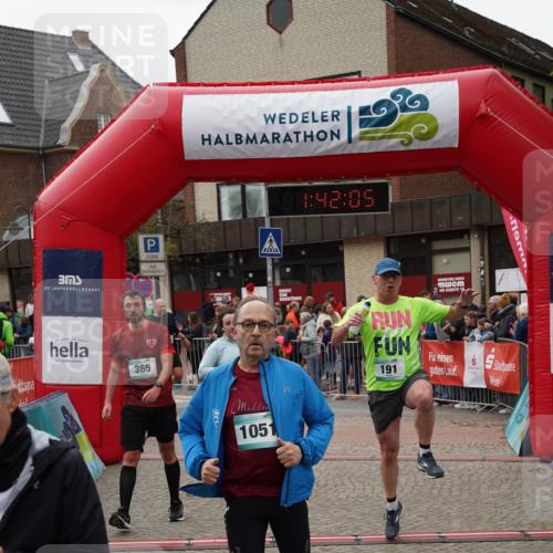 04.05.2025 - 8. Wedeler Halbmarathon Felixshl http://msf.ph/oto/7818595 04.05.2025 11:42:03 Ziel 116, 191, 365, 389, 680, 681, 1051, 1142 meine-sportfotos.de