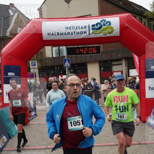 04.05.2025 - 8. Wedeler Halbmarathon Felixshl http://msf.ph/oto/7818599 04.05.2025 11:42:04 Ziel 116, 191, 365, 389, 680, 681, 1051, 1142 meine-sportfotos.de