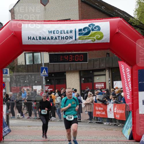 04.05.2025 - 8. Wedeler Halbmarathon Felixshl http://msf.ph/oto/7818667 04.05.2025 11:42:58 Ziel 724, 1014 meine-sportfotos.de