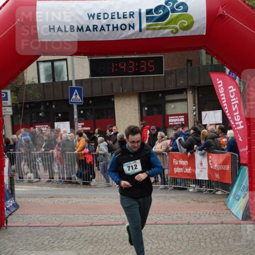 04.05.2025 - 8. Wedeler Halbmarathon Felixshl http://msf.ph/oto/7818719 04.05.2025 11:43:33 Ziel 210, 298, 712 meine-sportfotos.de