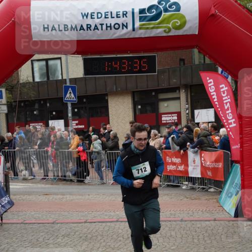 04.05.2025 - 8. Wedeler Halbmarathon Felixshl http://msf.ph/oto/7818720 04.05.2025 11:43:33 Ziel 210, 298, 712 meine-sportfotos.de