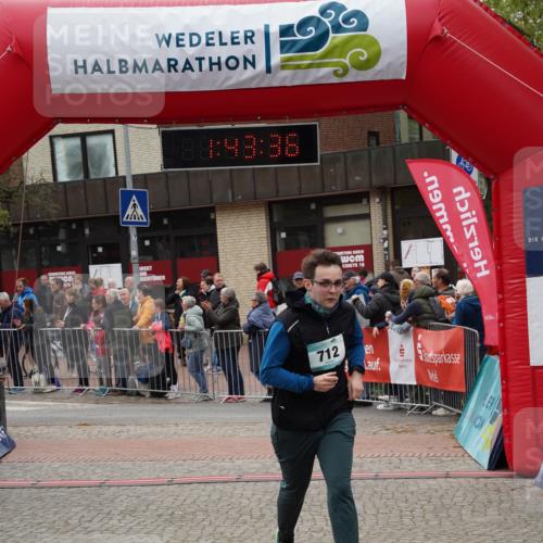 04.05.2025 - 8. Wedeler Halbmarathon Felixshl http://msf.ph/oto/7818721 04.05.2025 11:43:34 Ziel 210, 298, 712 meine-sportfotos.de