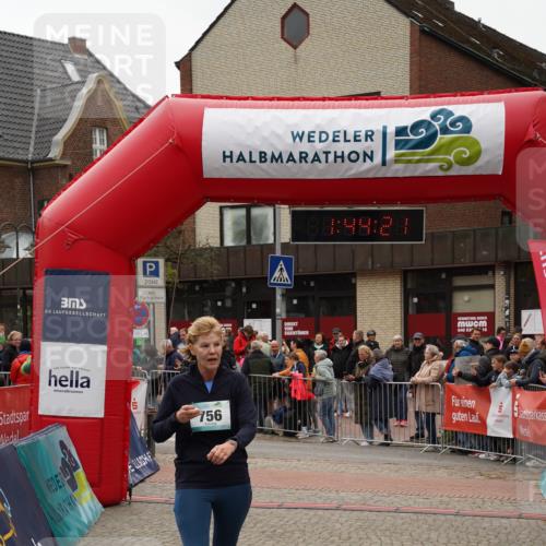 04.05.2025 - 8. Wedeler Halbmarathon Felixshl http://msf.ph/oto/7818797 04.05.2025 11:44:19 Ziel 2, 22, 756 meine-sportfotos.de