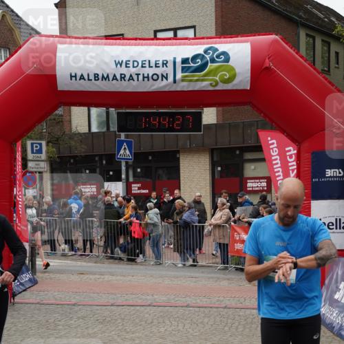 04.05.2025 - 8. Wedeler Halbmarathon Felixshl http://msf.ph/oto/7818802 04.05.2025 11:44:25 Ziel 2, 22 meine-sportfotos.de