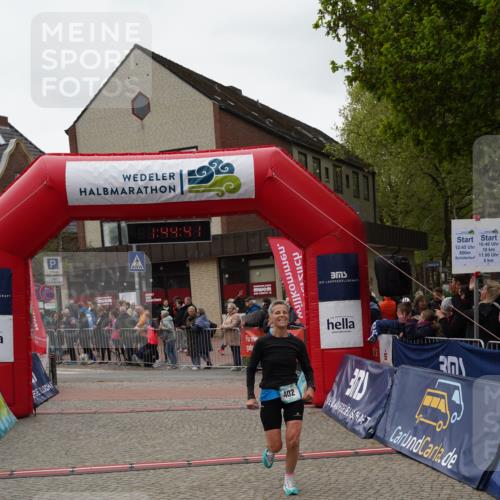 04.05.2025 - 8. Wedeler Halbmarathon Felixshl http://msf.ph/oto/7818820 04.05.2025 11:44:38 Ziel 402 meine-sportfotos.de