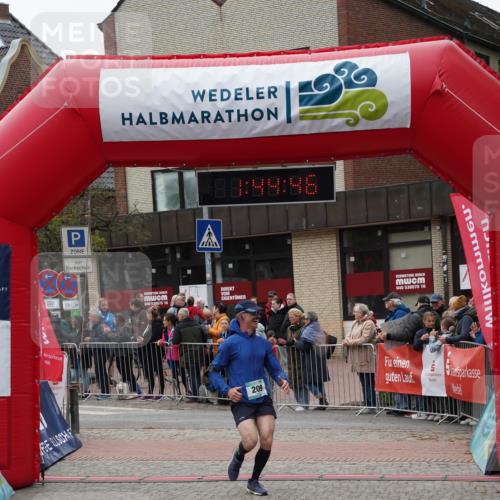04.05.2025 - 8. Wedeler Halbmarathon Felixshl http://msf.ph/oto/7818826 04.05.2025 11:44:44 Ziel 209 meine-sportfotos.de