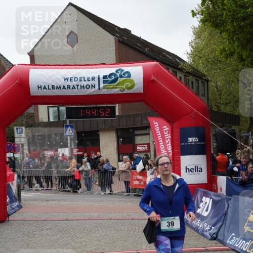 04.05.2025 - 8. Wedeler Halbmarathon Felixshl http://msf.ph/oto/7818846 04.05.2025 11:44:50 Ziel 39, 209 meine-sportfotos.de