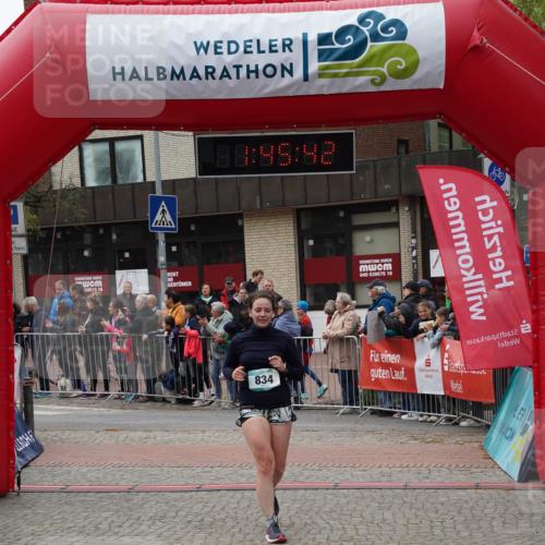 04.05.2025 - 8. Wedeler Halbmarathon Felixshl http://msf.ph/oto/7818917 04.05.2025 11:45:40 Ziel 67, 576, 834 meine-sportfotos.de