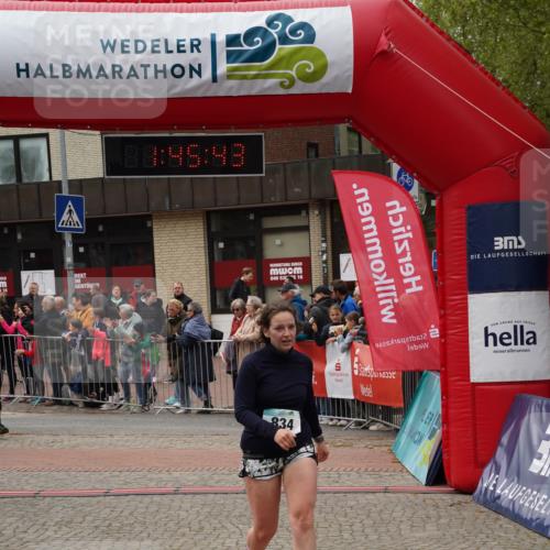 04.05.2025 - 8. Wedeler Halbmarathon Felixshl http://msf.ph/oto/7818923 04.05.2025 11:45:41 Ziel 67, 576, 834 meine-sportfotos.de