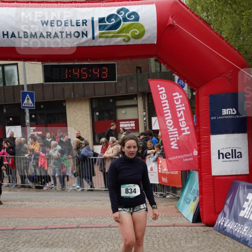 04.05.2025 - 8. Wedeler Halbmarathon Felixshl http://msf.ph/oto/7818924 04.05.2025 11:45:41 Ziel 67, 576, 834 meine-sportfotos.de