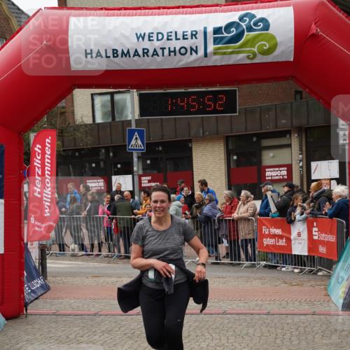 04.05.2025 - 8. Wedeler Halbmarathon Felixshl http://msf.ph/oto/7818938 04.05.2025 11:45:50 Ziel 21, 292, 1179 meine-sportfotos.de