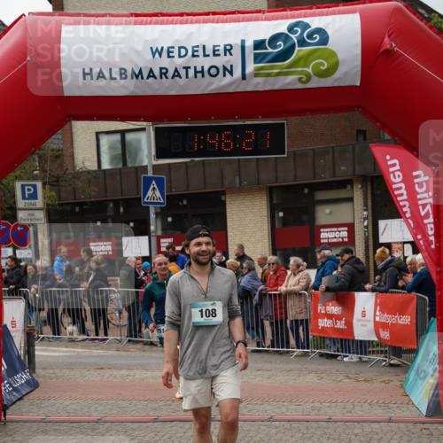 04.05.2025 - 8. Wedeler Halbmarathon Felixshl http://msf.ph/oto/7818966 04.05.2025 11:46:19 Ziel 108, 751 meine-sportfotos.de