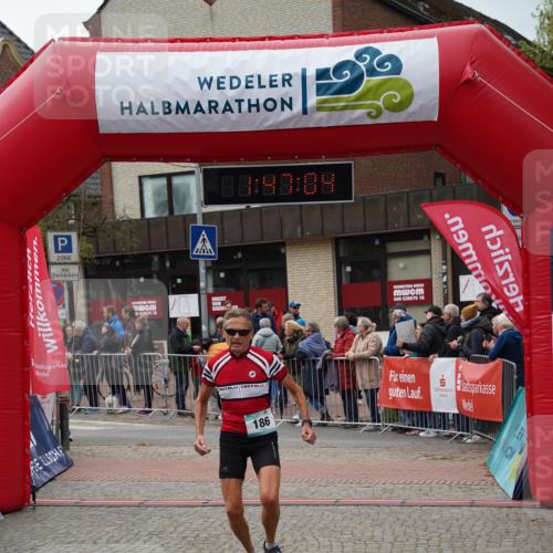 04.05.2025 - 8. Wedeler Halbmarathon Felixshl http://msf.ph/oto/7819029 04.05.2025 11:47:02 Ziel 186, 243 meine-sportfotos.de