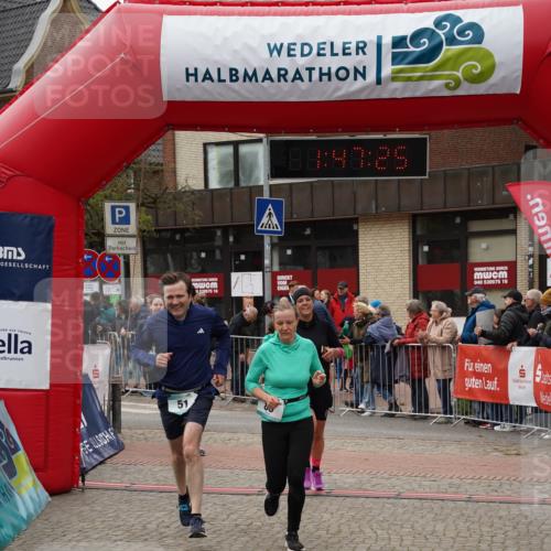 04.05.2025 - 8. Wedeler Halbmarathon Felixshl http://msf.ph/oto/7819055 04.05.2025 11:47:23 Ziel 51, 85, 1035, 1114, 1159 meine-sportfotos.de
