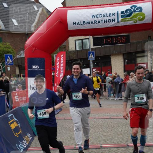 04.05.2025 - 8. Wedeler Halbmarathon Felixshl http://msf.ph/oto/7819114 04.05.2025 11:47:56 Ziel 125, 286, 363, 364, 489, 490, 511 meine-sportfotos.de