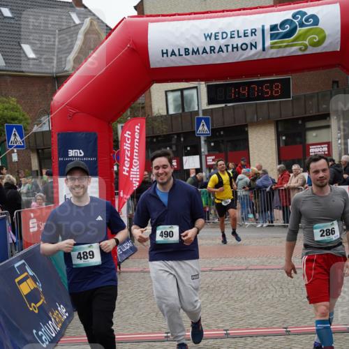 04.05.2025 - 8. Wedeler Halbmarathon Felixshl http://msf.ph/oto/7819115 04.05.2025 11:47:56 Ziel 125, 286, 363, 364, 489, 490, 511 meine-sportfotos.de