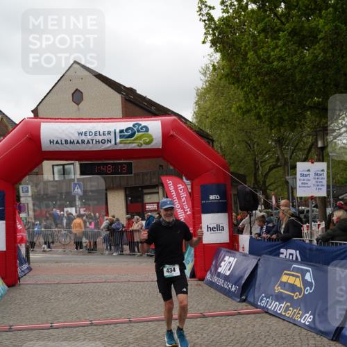 04.05.2025 - 8. Wedeler Halbmarathon Felixshl http://msf.ph/oto/7819135 04.05.2025 11:48:11 Ziel 434, 1083 meine-sportfotos.de