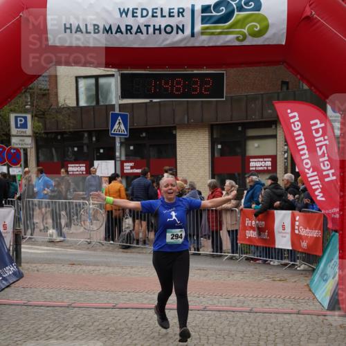 04.05.2025 - 8. Wedeler Halbmarathon Felixshl http://msf.ph/oto/7819325 04.05.2025 11:48:30 Ziel 294 meine-sportfotos.de