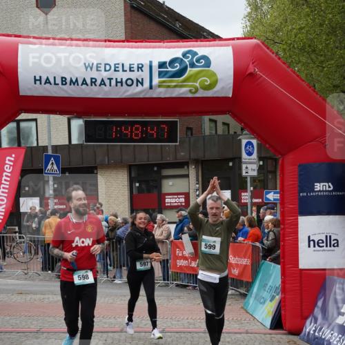 04.05.2025 - 8. Wedeler Halbmarathon Felixshl http://msf.ph/oto/7819394 04.05.2025 11:48:45 Ziel 540, 597, 598, 599 meine-sportfotos.de