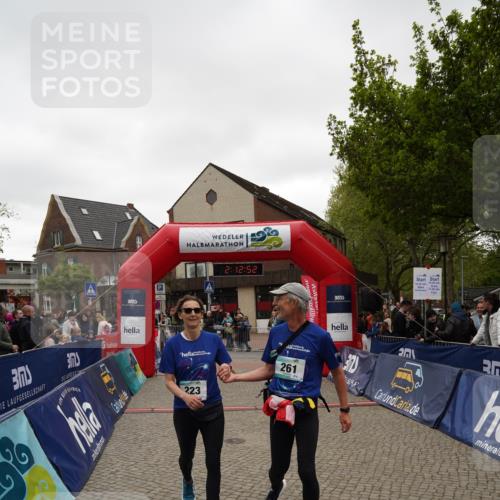 04.05.2025 - 8. Wedeler Halbmarathon Felixshl http://msf.ph/oto/7819461 04.05.2025 12:12:49 Ziel 223, 261 meine-sportfotos.de