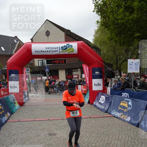 04.05.2025 - 8. Wedeler Halbmarathon Felixshl http://msf.ph/oto/7819462 04.05.2025 11:48:57 Ziel 139, 912 meine-sportfotos.de