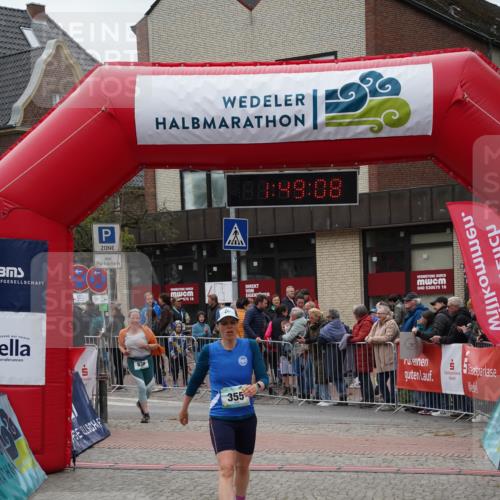 04.05.2025 - 8. Wedeler Halbmarathon Felixshl http://msf.ph/oto/7819475 04.05.2025 11:49:06 Ziel 355, 830 meine-sportfotos.de