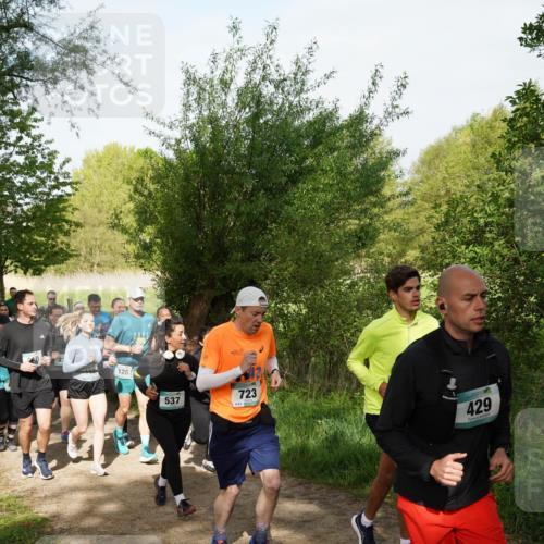 04.05.2025 - 8. Wedeler Halbmarathon Felixshl http://msf.ph/oto/7819651 04.05.2025 10:02:43 Laufen 1261, 537, 1, 723, 429 meine-sportfotos.de