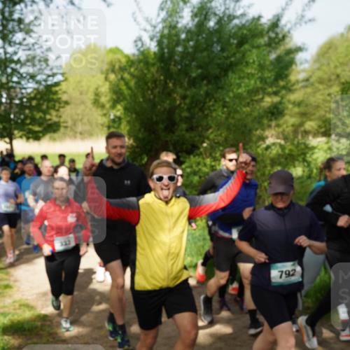04.05.2025 - 8. Wedeler Halbmarathon Felixshl http://msf.ph/oto/7819679 04.05.2025 10:02:55 Laufen 333, 792 meine-sportfotos.de
