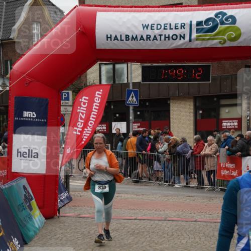 04.05.2025 - 8. Wedeler Halbmarathon Felixshl http://msf.ph/oto/7819691 04.05.2025 11:49:10 Ziel 355, 830 meine-sportfotos.de